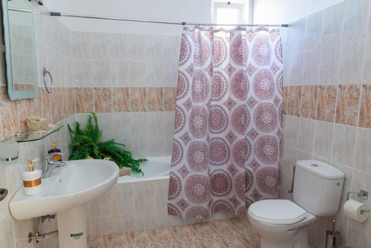 Atlantic Cave Haven-Seaside, Fully Equipped Apartment Колимбия Екстериор снимка
